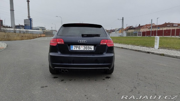 Audi A3 2,0   8P 1800