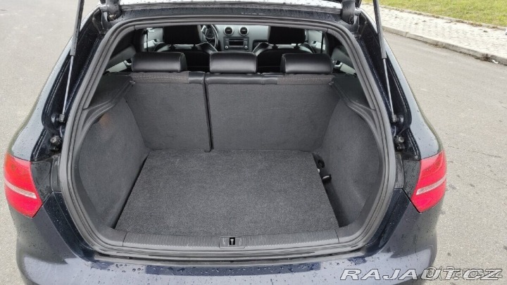 Audi A3 2,0   8P 1800