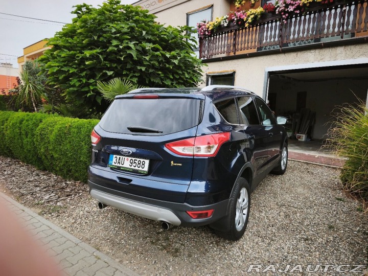 Ford Kuga  1800