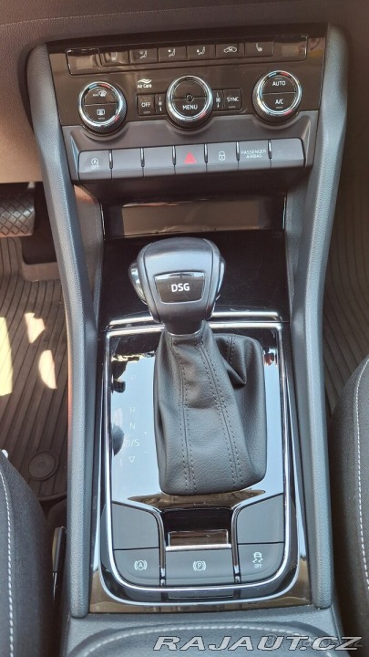 Škoda Karoq 1,5 TSI 110 kW automat 2018