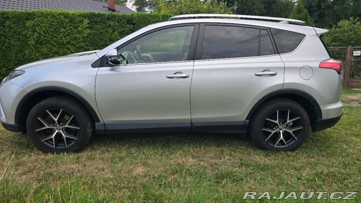 Toyota RAV4 2,0 D-4D 105 kW, 2WD, r 2016