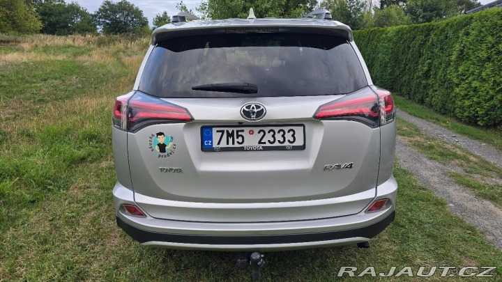 Toyota RAV4 2,0 D-4D 105 kW, 2WD, r 2016