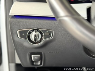 Mercedes-Benz E 300e 235kW*Webasto*Tažné* 2023