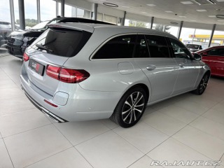 Mercedes-Benz E 300e 235kW*Webasto*Tažné* 2023