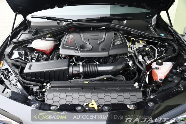 Alfa Romeo Giulia 2.0T 16V 206kW REZERVACE 2024