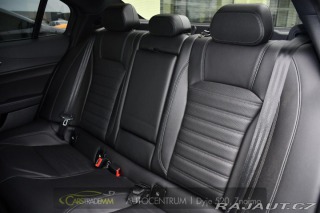 Alfa Romeo Giulia 2.0T 16V 206kW VELOCE AT8 2024