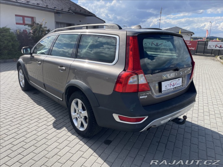 Volvo XC70 2,4 D5 151kw AWD Geartron 2009