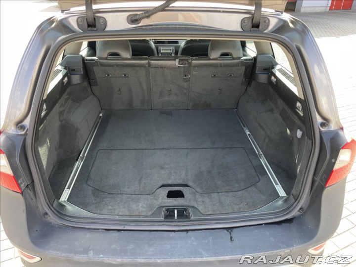 Volvo XC70 2,4 D5 151kw AWD Geartron 2009