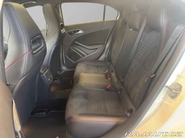 Mercedes-Benz A A 200 AMG Line 2017