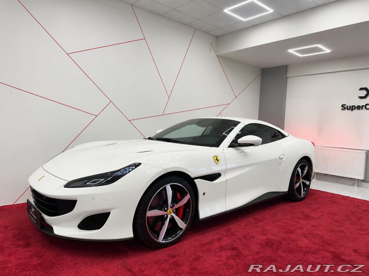 Ferrari Portofino CAMERA*TEMPOMAT*APPLECARP 2018