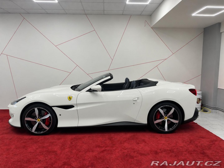 Ferrari Portofino CAMERA*TEMPOMAT*APPLECARP 2018