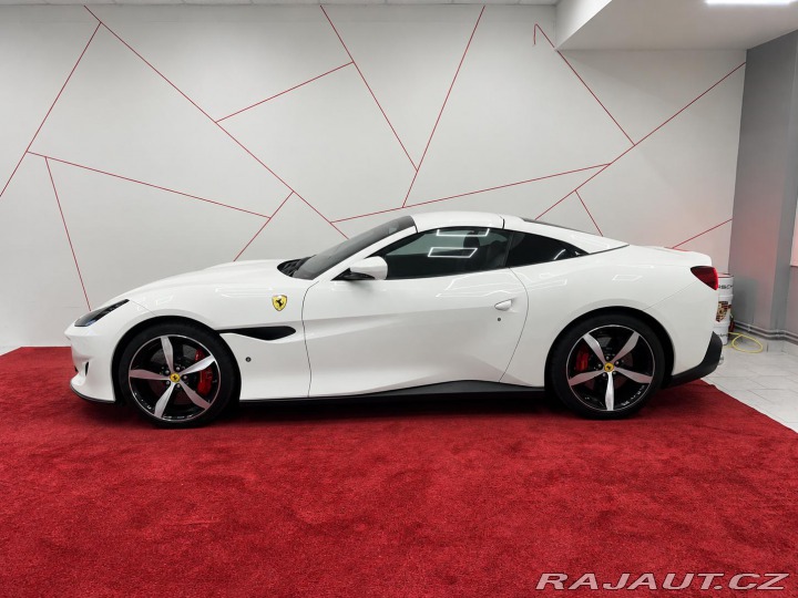 Ferrari Portofino CAMERA*TEMPOMAT*APPLECARP 2018