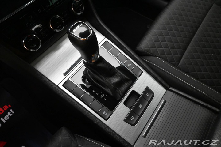 Škoda Superb 2,0 TDI 110kW DSG NAVIGAC 2024