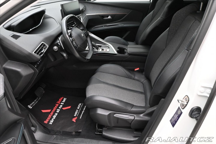Peugeot 5008 1,5 HDI 96 kW EAT8 7Míst 2022