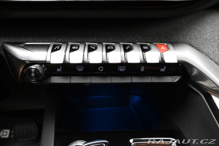 Peugeot 5008 1,5 HDI 96 kW EAT8 7Míst 2022