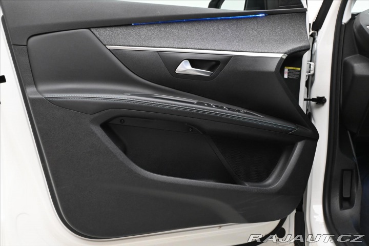 Peugeot 5008 1,5 HDI 96 kW EAT8 7Míst 2022