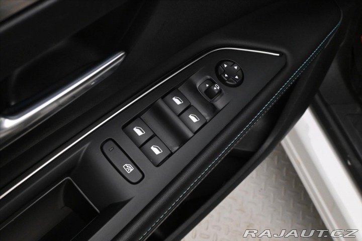 Peugeot 5008 1,5 HDI 96 kW EAT8 7Míst 2022