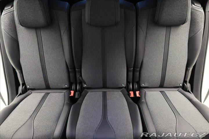 Peugeot 5008 1,5 HDI 96 kW EAT8 7Míst 2022