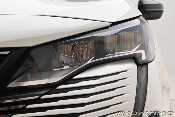 Peugeot 5008 1,5 HDI 96 kW EAT8 7Míst 2022