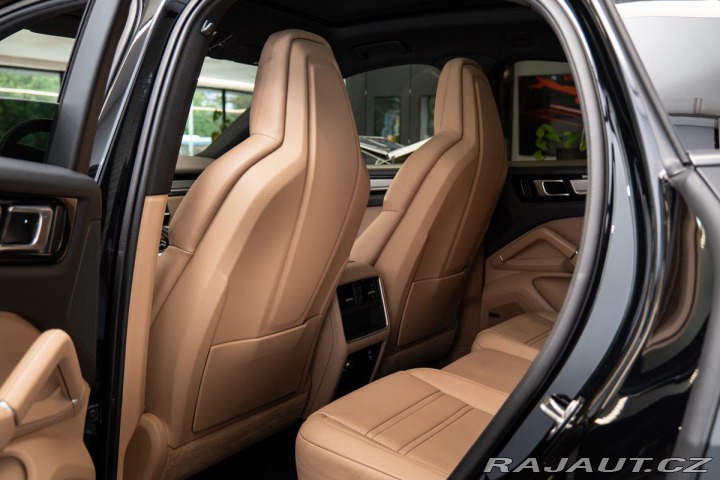 Porsche Cayenne Coupe/Platinum Edition/Zá 2022