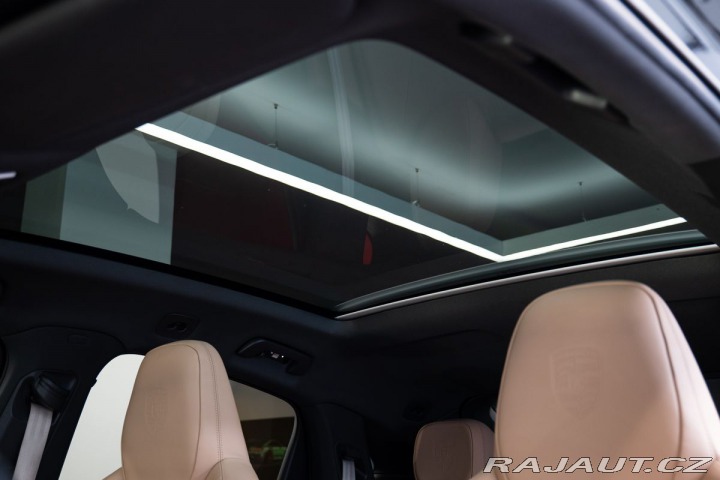 Porsche Cayenne Coupe/Platinum Edition/Zá 2022