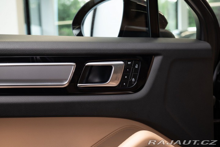 Porsche Cayenne Platinum Edition/Záruka/B 2022