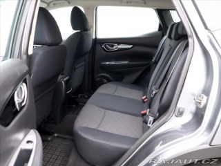 Nissan Qashqai 1,2 DIG-T 95KW CZ Acenta 2015