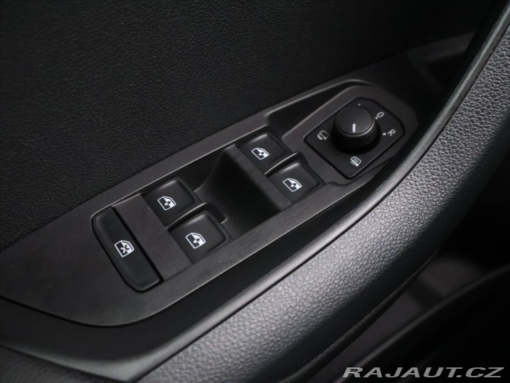 Škoda Karoq 2,0 TSI 140kW Sportline D 2019