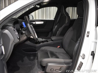 Volvo XC40 2,0 B3 Plus dark Bezklič, 2025