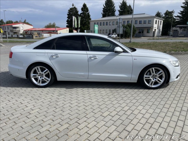 Audi A6 3,0 TDi 150kw S-Line Quat 2014