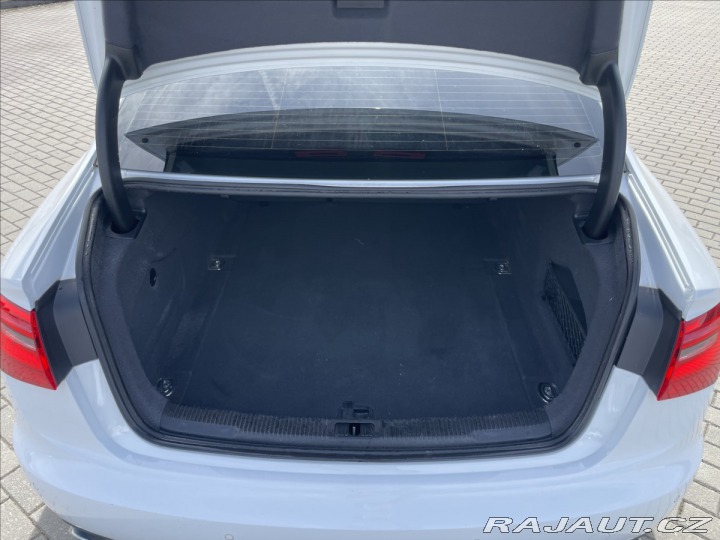 Audi A6 3,0 TDi 150kw S-Line Quat 2014