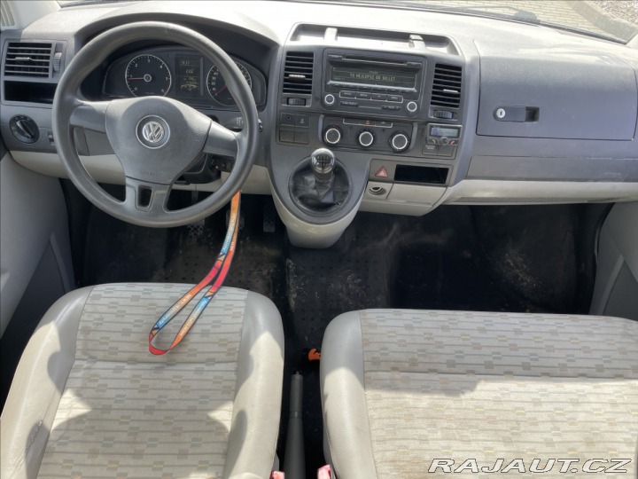 Volkswagen Transporter 2,0 TDI 103kw LONG 6míst 2012