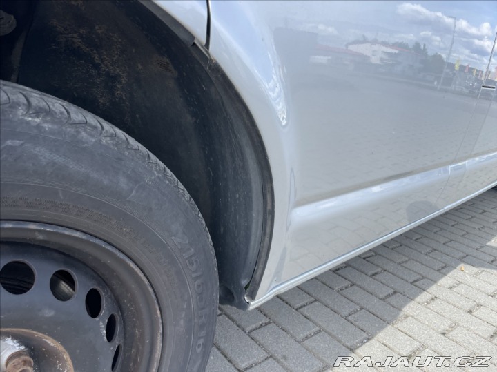 Volkswagen Transporter 2,0 TDI 103kw LONG 6míst 2012