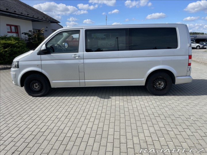 Volkswagen Transporter 2,0 TDI 103kw LONG 6míst 2012