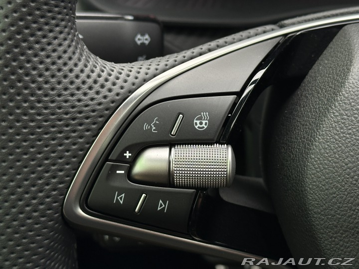 Škoda Scala MC 1.0TSi ACC PANO KAMERA 2025