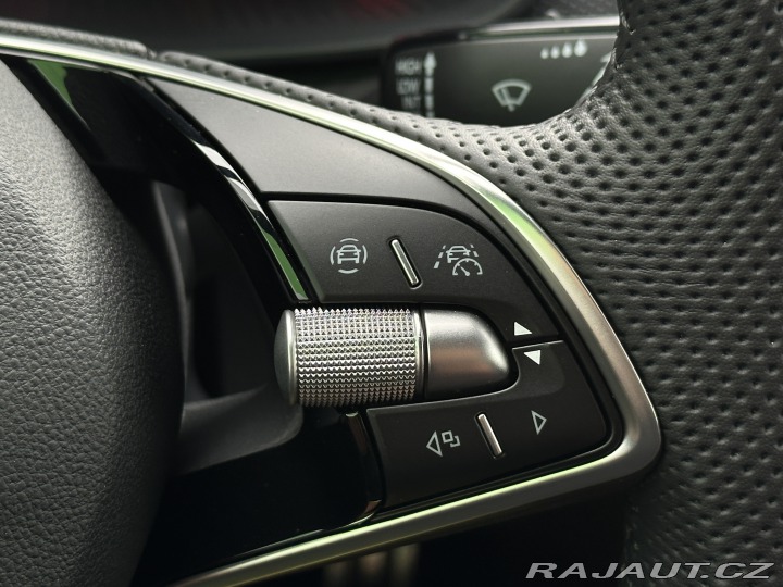 Škoda Scala MC 1.0TSi ACC PANO KAMERA 2025