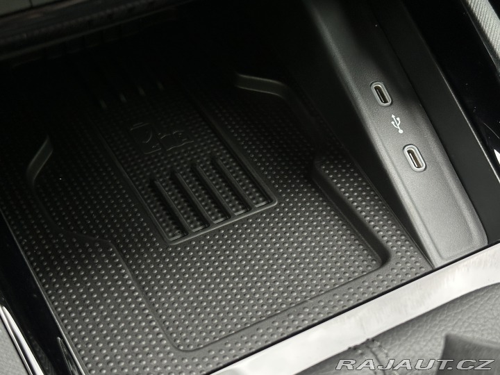 Škoda Scala MC 1.0TSi ACC PANO KAMERA 2025