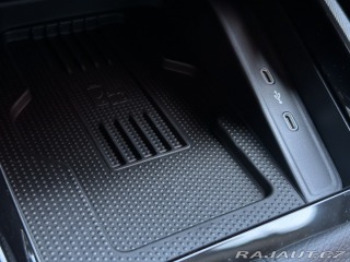 Škoda Kamiq MC 1.0TSi DSG PANO KAMERA 2026