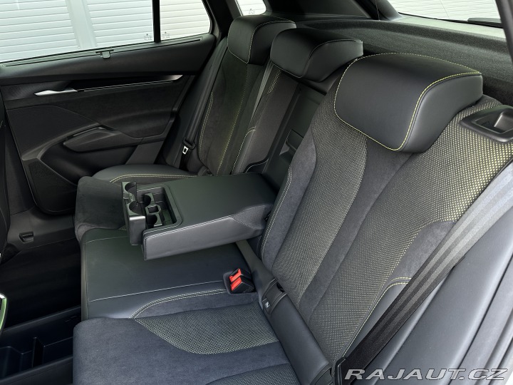 Škoda Elroq RS 84iV Side Assist TAŽNÉ 2025