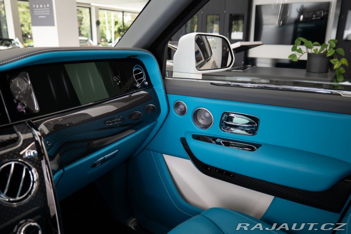 Rolls Royce Cullinan Black Badge/Bespoke/Starl 2025