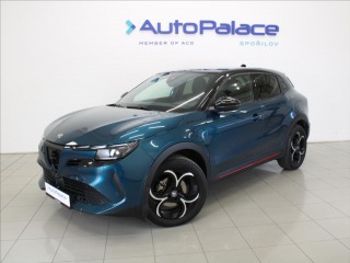 Alfa Romeo Junior 1,2 Hybrid 145k.PANO.El.s