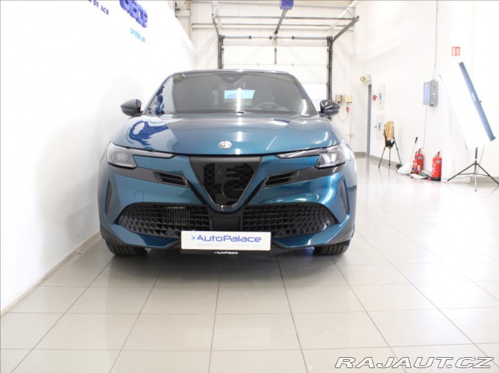 Alfa Romeo Junior 1,2 Hybrid 145k. Ti PANO. 2024
