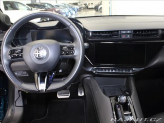 Alfa Romeo Junior 1,2 Hybrid 145k.PANO.El.s 2024