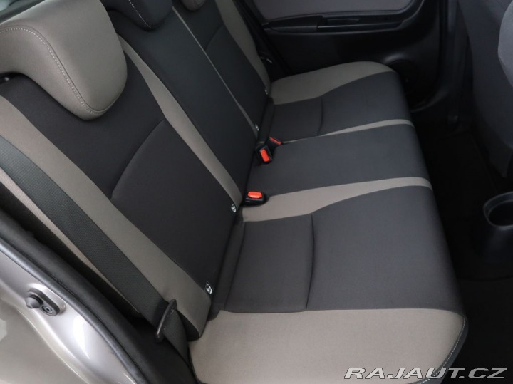Toyota Yaris 1.5Hybrid,e-CVT,Selection 2019
