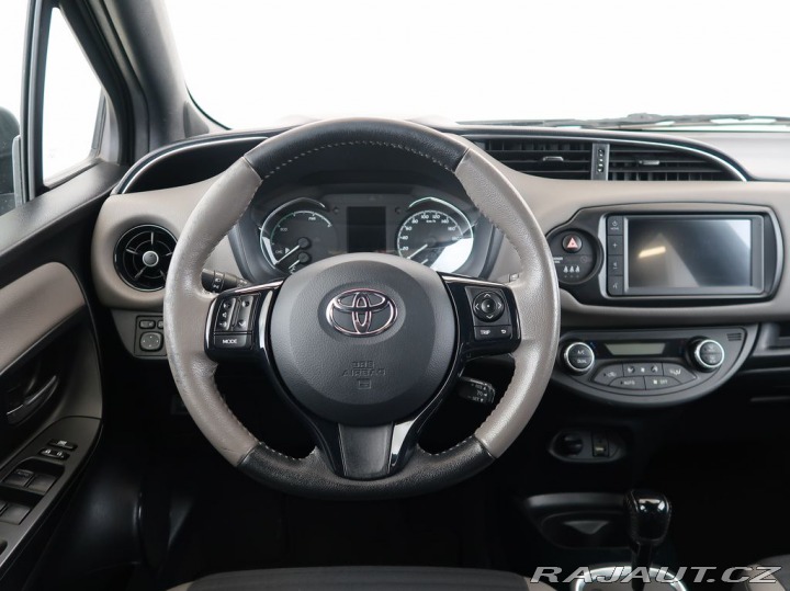 Toyota Yaris 1.5Hybrid,e-CVT,Selection 2019