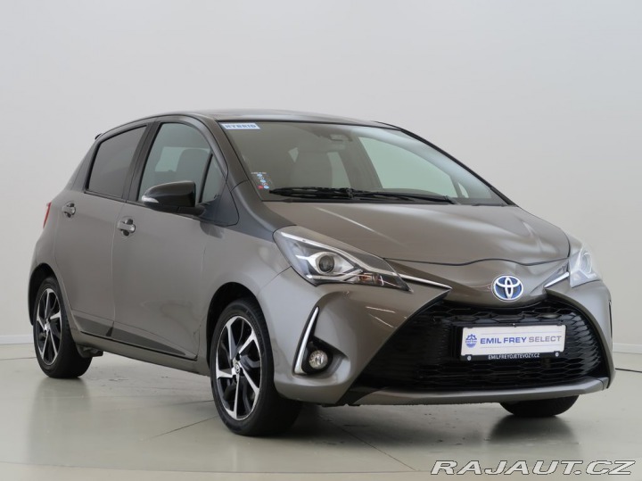Toyota Yaris 1.5Hybrid,e-CVT,Selection 2019