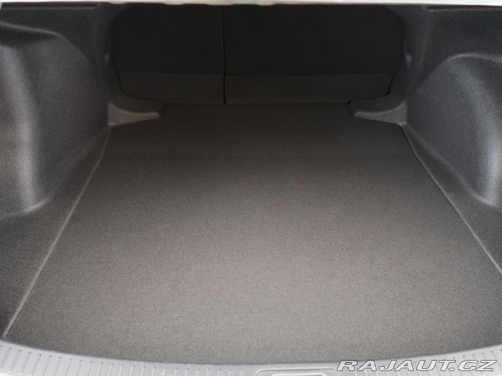 Toyota Corolla 1.8Hybrid,GR SPORT,CZ,1Ma 2025