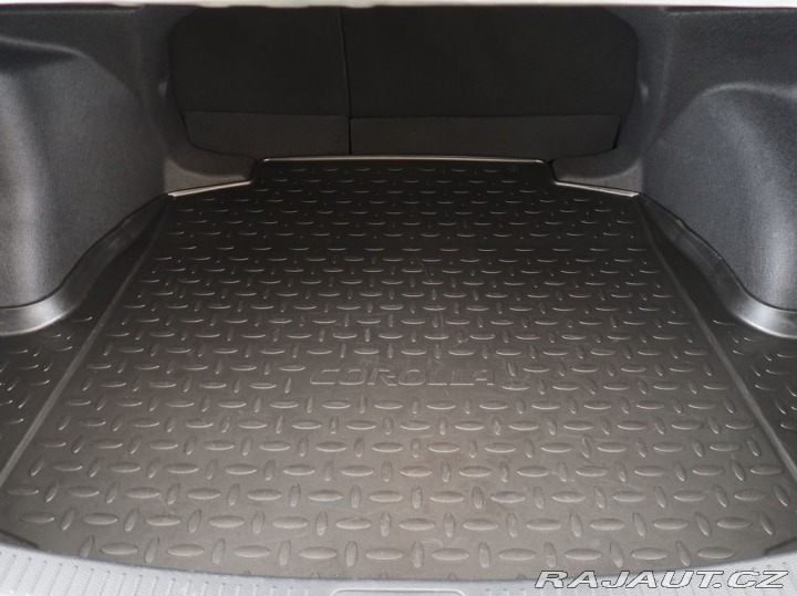 Toyota Corolla 1.8Hybrid,GR SPORT,CZ,1Ma 2025