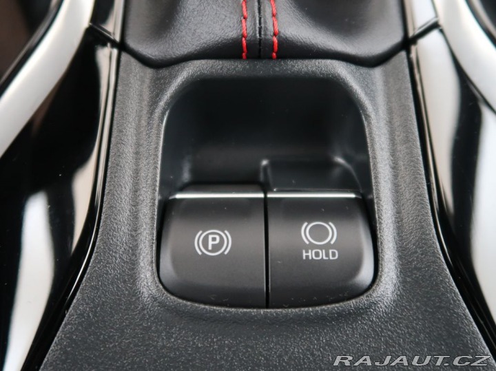 Toyota Corolla 1.8Hybrid,GR SPORT,CZ,1Ma 2025