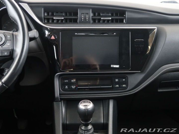 Toyota Auris 1.6Valvematic,97KW,Manuál 2018